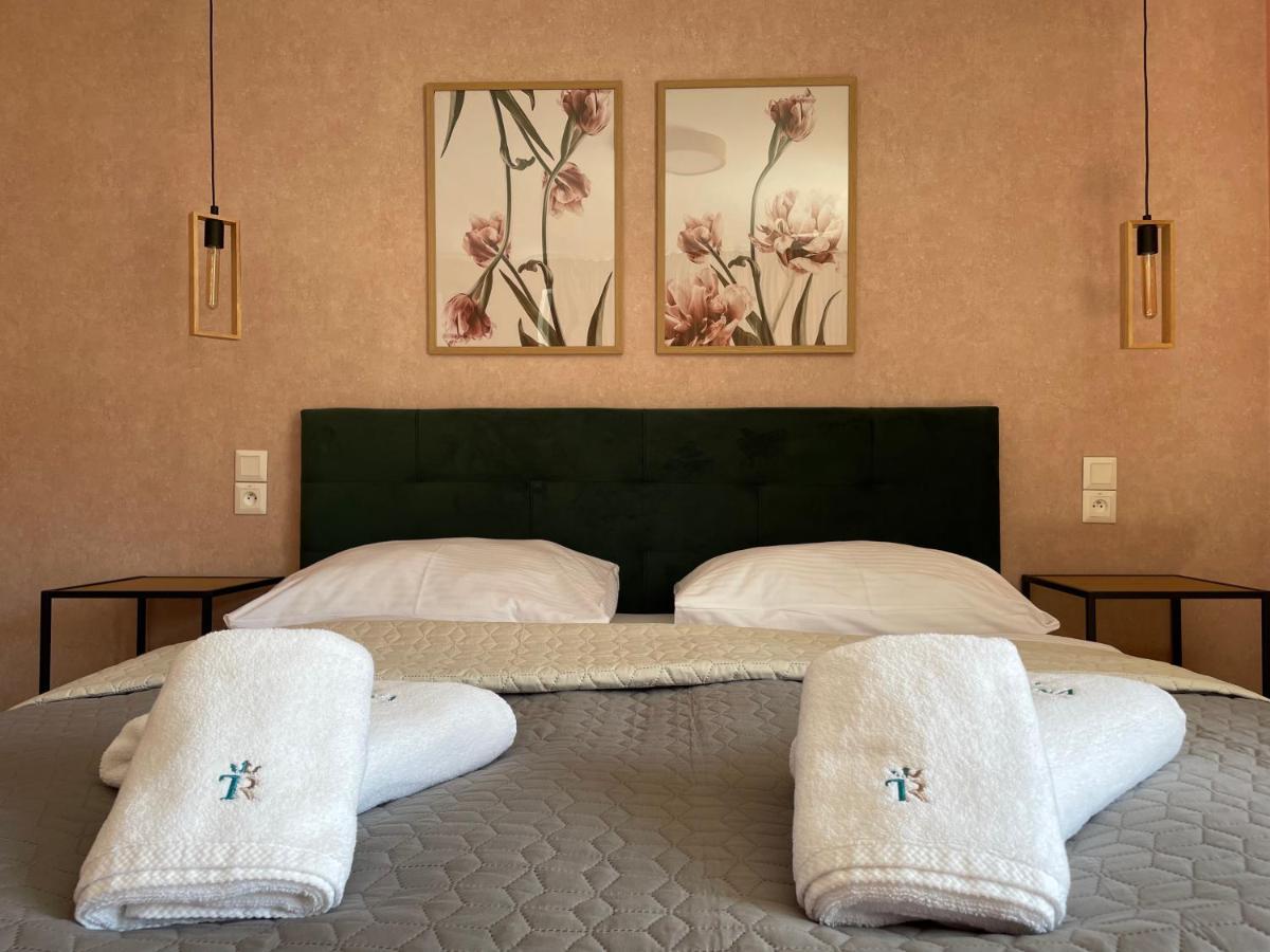 Totina Apartments Zavazna Poruba Экстерьер фото